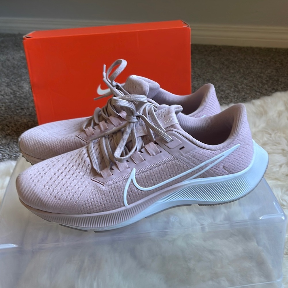 Nike Air Zoom Pegasus 38. Women’s Size 10